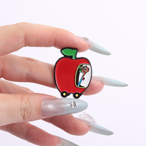 Alfileres esmaltados de películas animadas de dibujos animados Lowly Worm Apple Car Hot Dog Car Magical Town Broche Solapa Insignia Joyería Regalos - Product Image 4