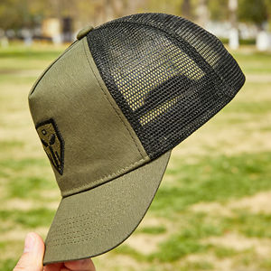 Gorra Trucker de 5 Paneles con Malla Trasera, Color Verde Oliva, Ligera, Transpirable, con Cierre Ajustable, para Golf, Senderismo y Deportes al Aire Libre - Product Image 5
