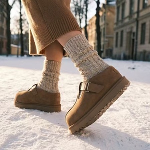 รองเท้าแตะบุขนสัตว์แบบสวมครึ่งส้นทรง Birkenstock หัวเข็มขัดแบบพิเศษ พื้นหนา สไตล์รองเท้าหิมะ วินเทจ บุผ้าฝ้ายอุ่น - Product Image 1
