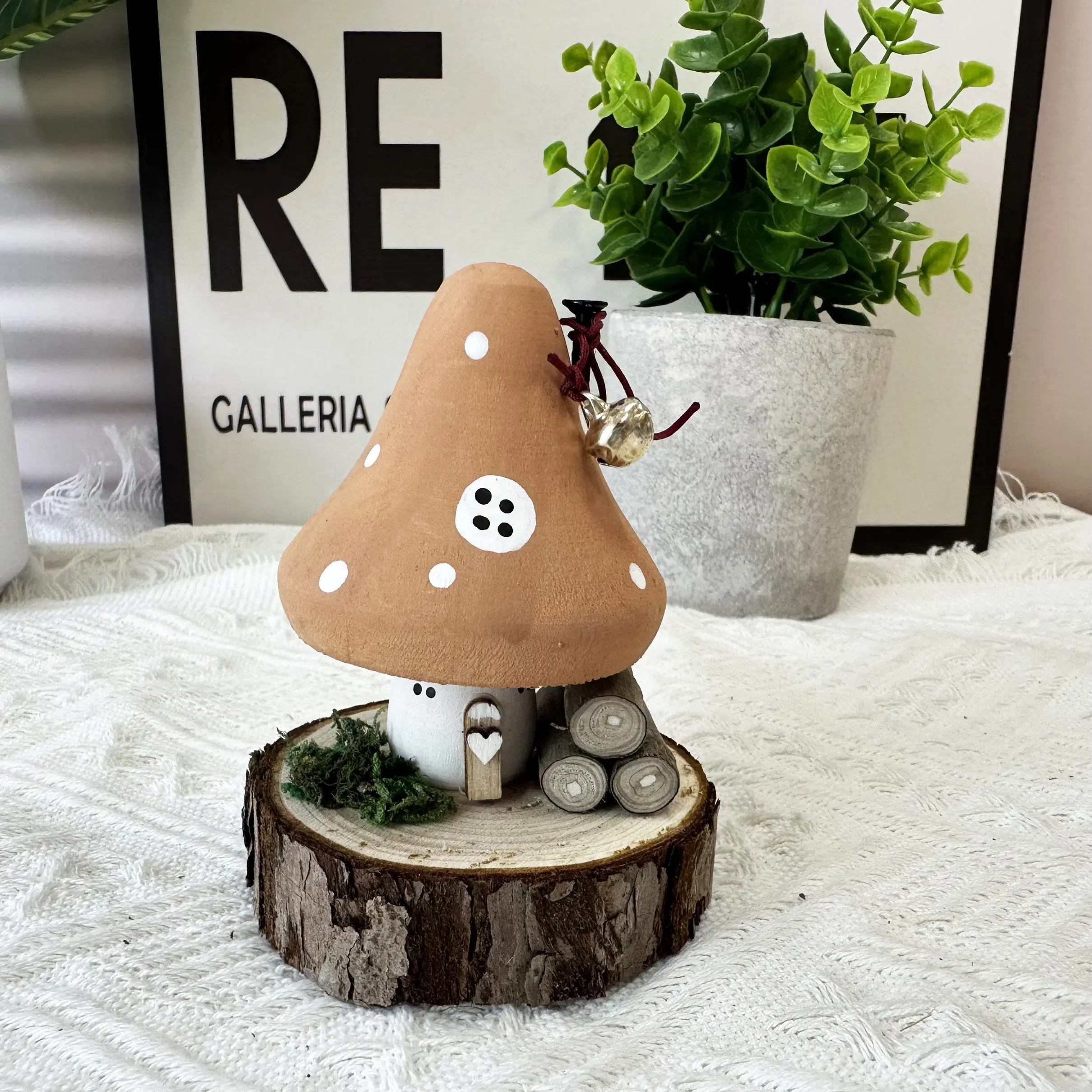 Custom Log magazzino a forma di fungo tavolo da tavolo Mini legno artigianale piccolo Cottage ornamenti in legno per i bambini