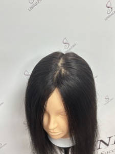 Cabeza de Maniquí de Cabello Humano <span class=keywords><strong>Real</strong></span> Negro de 16 Pulgadas - Se Puede Lavar, Decolorar, Teñir y Peinar para Practicar Todas las Habilidades de Peluquería - Product Image 5