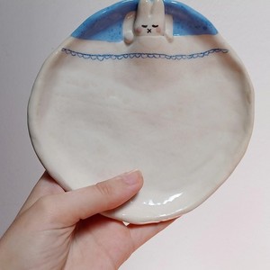 Vente en gros d'assiettes décoratives rayées de Noël avec dessin animé mignon chaton chat <span class=keywords><strong>lapin</strong></span> couverture design assiettes à bijoux en céramique - Product Image 6