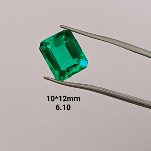 Pierre précieuse verte de laboratoire de haute qualité, coupée sur mesure, de formes multiples, haute clarté, pour la fabrication de bijoux artisanaux - Product Image 6