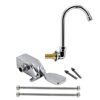 Robinet de cuisine monocommande classique à pédale, en acier inoxydable chromé, avec douchette extractible, pour eau froide, idéal pour hôtels