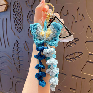 Neuer Niedlicher Mini-Schmetterling Handgemachter Umweltfreundlicher Leichter Schlüsselanhänger Gestrickter Gewebter Schmetterling Puppe Gehäkeltes Plüsch-Accessoire - Product Image 4