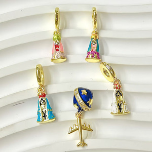 JS1888 Abalorios Colgantes de Nuestra Señora Virgen María Esmalte Chapado en Oro Estilo Europeo con Agujero Grande, Cuentas de Fianza PARA LA Fabricación de Pulseras de Cadena de Serpiente - Product Image 1