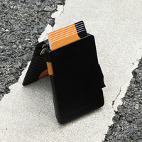Portefeuille intelligent Casekey Custom Factory Slim Minimalist en fibre de carbone avec protection RFID, fermeture magnétique, pliage en deux, pour cartes de crédit.