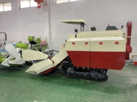 Meilleures Offres sur les Moissonneuses-Batteuses sur Chenilles avec Moteur pour la Récolte des Céréales - Meilleures Ventes 15HP 25HP 35HP 88HP 102HP