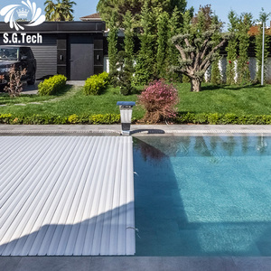Couverture de <span class=keywords><strong>piscine</strong></span> <span class=keywords><strong>solaire</strong></span> automatique en polycarbonate à isolation thermique durable de haute qualité Water Crown, certifiée CE, taille personnalisée pour <span class=keywords><strong>piscine</strong></span> - Product Image 3