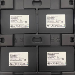 HORNG SHING Disque SSD utilisé MZQL27T6HBLA-00B7C PM9A3 U.2 7.68T B7C SATA 6Gbps SSD - Product Image 1