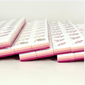 <span class=keywords><strong>Ensemble</strong></span> de Mahjong américain de luxe <span class=keywords><strong>rose</strong></span> vif à 4 couches, 160 tuiles de Mahjong, design moderne, matériau acrylique durable pour les jeux d'échecs - Product Image 3
