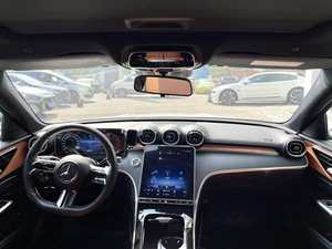 Mercedes-Benz Classe C 200L <span class=keywords><strong>2022</strong></span> d'occasion - Berline de luxe - Faible kilométrage, bien entretenue, d'origine usine, certifiée export - Product Image 4