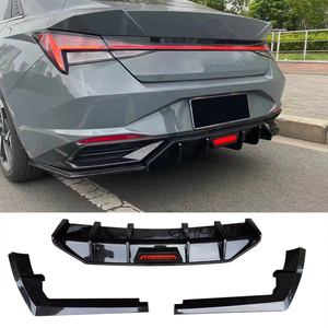 Môi cản sau màu đen bóng cho Hyundai <span class=keywords><strong>Elantra</strong></span> 2021 phiên bản 1.5T có đèn LED khuếch tán - Product Image 1