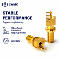 Connecteur femelle LWMC 2,92 mm pour montage sur circuit imprimé, 2,92-KED246, traversant et à 4 pattes, jusqu'à 40 GHz
