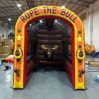 Jeu gonflable de lancer pour adultes et enfants, idéal pour les événements extérieurs, les fêtes foraines et les jeux sportifs