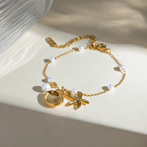 Bracelet à breloques tendance, chaîne dorée, perle, coquillage, pendentif étoile de mer, bijoux pour femmes - Product Image 2