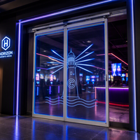 Porte coulissante automatique à double battant avec LED personnalisées, porte coulissante en verre double à ouverture automatique très populaire sur internet pour hôtels et commerces de détail