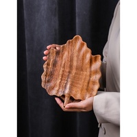 Houten dienblad in de vorm van een esdoornblad, handgesneden, voor fruit, snacks en desserts, geschikt voor bruiloften, tafels en thuisdecoratie.