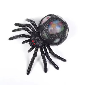 Jouet à presser araignée noire effrayante avec perles colorées à l'intérieur, gadget anti-stress parfait, idéal pour un cadeau d'Halloween - Product Image 6