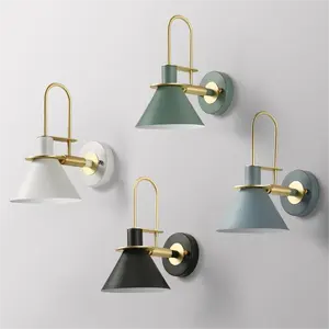 Phong cách đơn giản sắt phòng khách nền tường sconce hành lang ấm áp và đẹp Macaron phòng ngủ đầu giường E27 Đèn tường