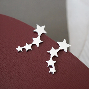 Pendientes de Estrella en Oro Blanco E2064, Joyería Fina Minimalista Unisex, Par - Product Image 5
