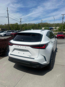 Buena Oferta, Lexxus NX 450h+ <span class=keywords><strong>F</strong></span> <span class=keywords><strong>SPORT</strong></span> AWD 2025 con Bajo Kilometraje, Auto Usado, SUV, Gasolina/Petrolio, Auto de <span class=keywords><strong>Segunda</strong></span> <span class=keywords><strong>Mano</strong></span> - Product Image 2