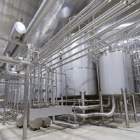 Ligne de production automatique de jus de fruits pétillants et de boissons gazeuses, extracteur de jus, haute capacité, lavage, remplissage et sertissage de canettes