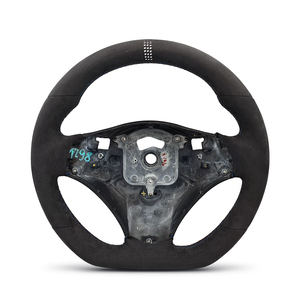 Volante Deportivo Estilo <span class=keywords><strong>CS</strong></span> con Orificio para Palanca de Cambios, en Cuero Suede Negro Completo para <span class=keywords><strong>BMW</strong></span> Serie 1 y 3 E90 E91 E92 E93 <span class=keywords><strong>M3</strong></span> E82 E81 E87 E88 - Product Image 1