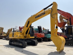 Excavadora Komatsu PC210LC usada en excelentes condiciones, modelo japonés, diseño Original, buen estado PC210 a la venta - Product Image 5