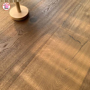 Plancher en bois stratifié AC4 avec la norme réaliste d'émission de grain de bois plancher en bois solide carbonisé résistant à l'humidité - Product Image 5
