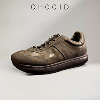 Chaussures de sport décontractées pour hommes en cuir de cheval patchwork color-block effet vieilli, gris-éléphant et marron, à talon bas et lacets avant