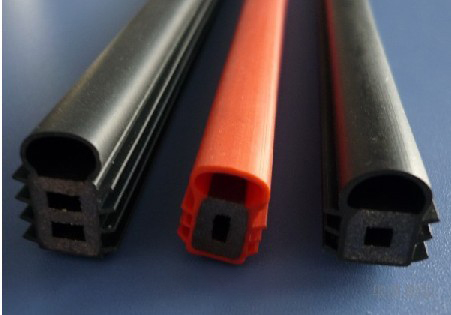 High Resilience EPDM Foam Rubber Sealing Strip Waterproofing For Window
