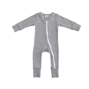 Tutina per Neonati in Cotone Organico a Coste con Zip Bidirezionale, Pigiama Personalizzato per Bambini - Product Image 4