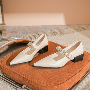 Sandales à talons 635-8 pour femmes, bout pointu, talon épais, fermeture à boucle, élégantes, tendance, talon bas, chaussures simples - Product Image 1
