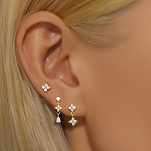CANNER Lot de 3 boucles d'oreilles géométriques en forme de cœur et de fleur, avec pampilles, simples, en argent, type créoles - Product Image 3