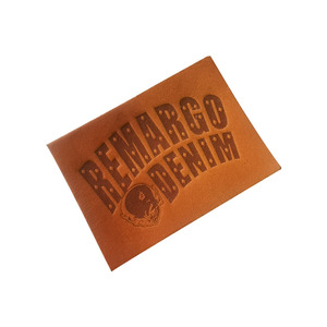 <span class=keywords><strong>2025</strong></span> nóng bán Tùy chỉnh không thấm nước bền <span class=keywords><strong>PU</strong></span> Nhãn da cho may mặc xây dựng thương hiệu quần áo phụ kiện in logo - Product Image 4