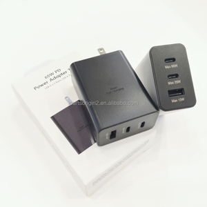 Adaptateur de téléphone portable 3 ports USB A Type C 65W Chargeur de téléphone portable pour Samsung Fast Charge - Product Image 1