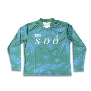 Camisetas de fútbol para hombre de manga larga con sublimación cómoda de diseño personalizado - Product Image 2