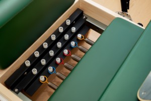 Thương mại Pilates giường máy Infinity Bar Maple gỗ Pilates Cải Cách với tháp - Product Image 4