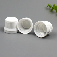 Vente en gros de bouchon à vis en plastique PP blanc bouchon à bec de forme ronde pour bouteille de poche de bec de jus liquide d'eau