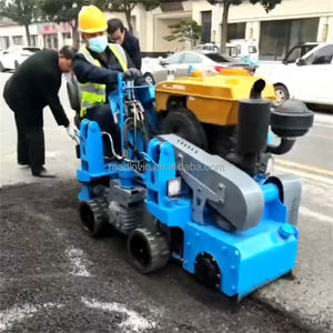 Machine de scellement des fissures de route en asphalte diesel/électrique autopropulsée, décapeuse à froid pour l'entretien des routes, composants principaux du moteur - Product Image 6