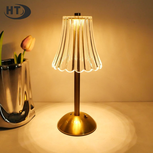 New Arrival Rechargeable Cordless Touch Control Dimmable Home Bar Bedroom Metal Led Table Lamp
