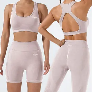 Novo conjunto de roupas esportivas de ioga de cintura alta personalizadas de luxo sem costura em promoção com três peças esportivas de spandex esportivo de quatro peças