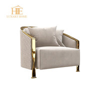 La tapisserie en tissu luxueux ajoute du confort à votre fauteuil de détente