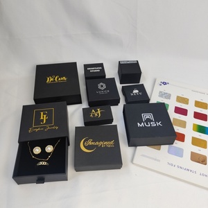 Caja de Joyería de Lujo |   Estuche Deslizante de Espuma de 2 cm de Grosor |   Suministro Sostenible - Product Image 6