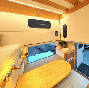 سيارة <span class=keywords><strong>RV</strong></span> عائلية خفيفة الوزن للتخييم مخصص صغير فاخر من الألومنيوم 4x4 قابل للجر للتخييم العائلي في أستراليا - Product Image 5