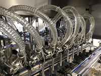 Machine d'étiquetage de capsulage de remplissage de bouteilles de remplisseur de piston linéaire entièrement automatique