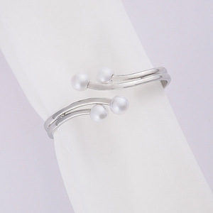 Boucle de rideau de luxe légère boucle de rideau en métal double perle pince de reliure de rideau en alliage doré créative moderne en gros - Product Image 3