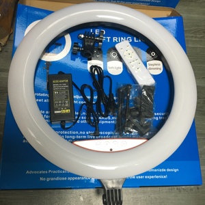 Aro de <span class=keywords><strong>Luz</strong></span> LED de 45 cm (18 Pulgadas) <span class=keywords><strong>para</strong></span> Selfies, Lámpara de <span class=keywords><strong>Maquillaje</strong></span> con Control Remoto, <span class=keywords><strong>Luz</strong></span> Fotográfica con Trípode de 2.1 m - Product Image 5