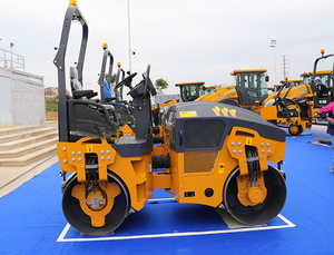 Rodillo Compactador Mini de 3 Toneladas Xmr303s de Alta Calidad con Motor Importado de 27.3kw de Potencia en Venta - Product Image 1